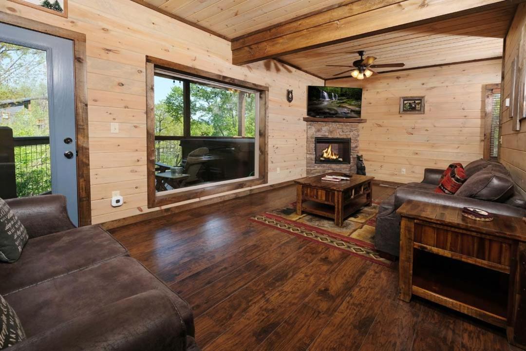 Mountain Time Villa Gatlinburg Bagian luar foto