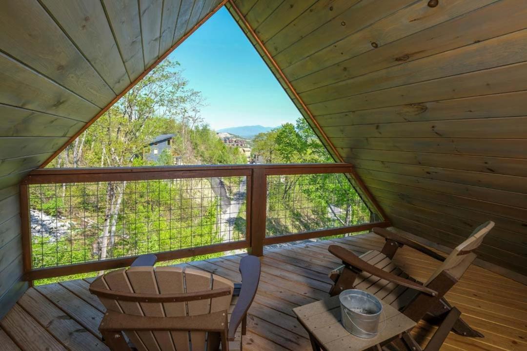Mountain Time Villa Gatlinburg Bagian luar foto