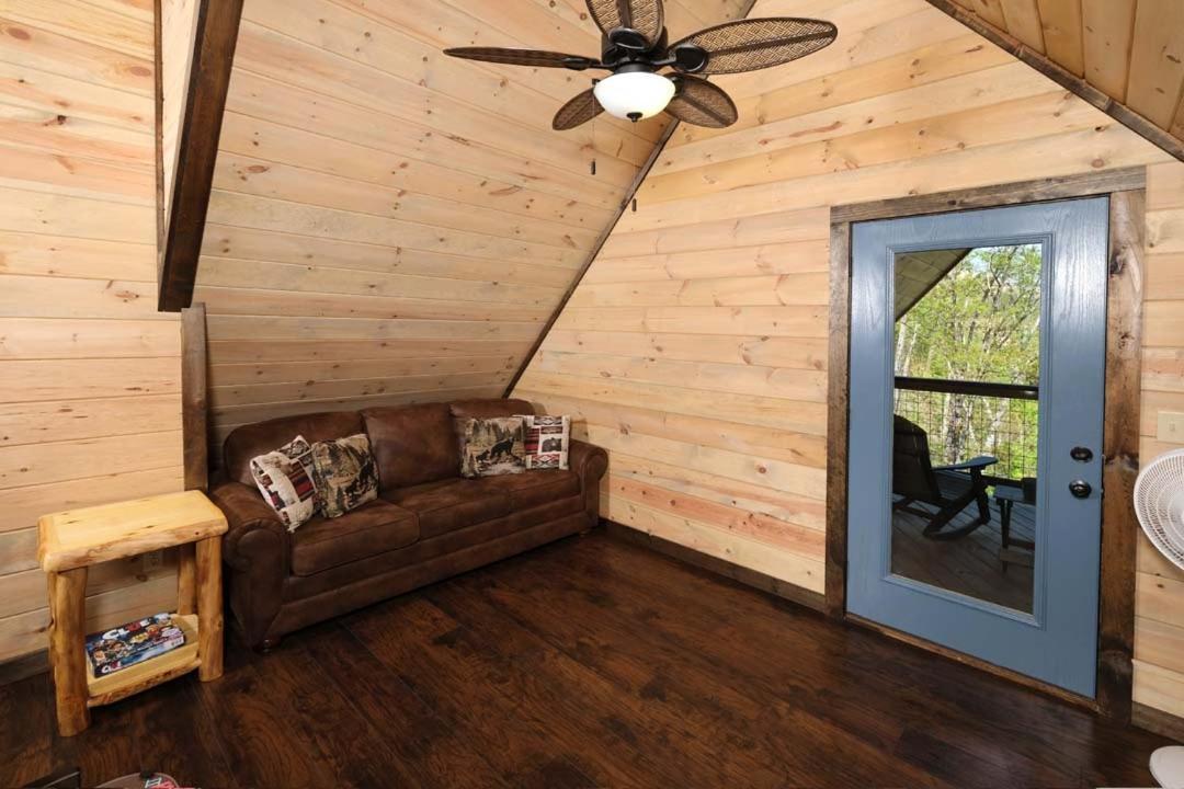 Mountain Time Villa Gatlinburg Bagian luar foto
