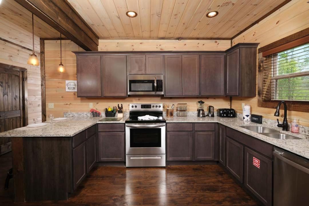 Mountain Time Villa Gatlinburg Bagian luar foto