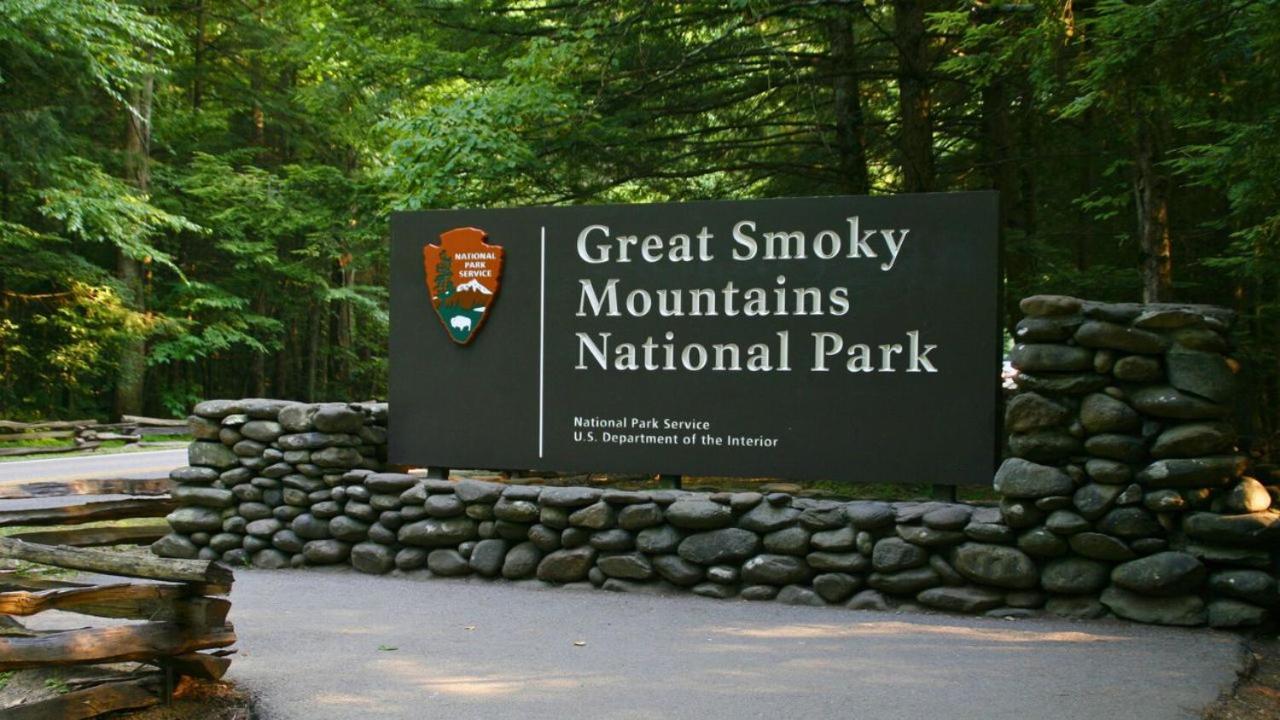Mountain Time Villa Gatlinburg Bagian luar foto